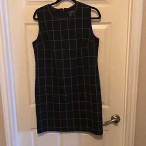 Black & white sheath dress